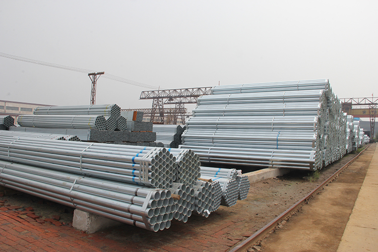 Galvanized steel pipe